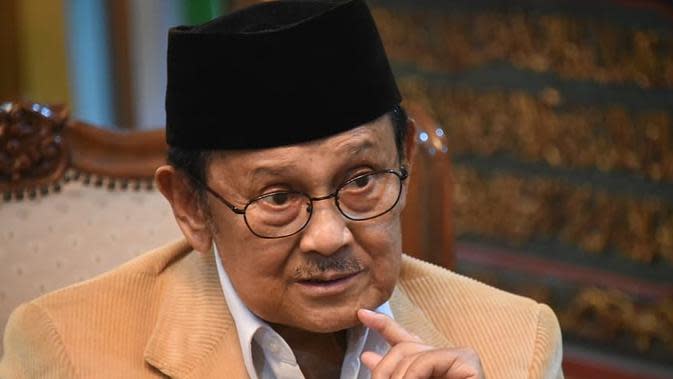  Puisi Mengharukan Najwa Shihab untuk BJ Habibie